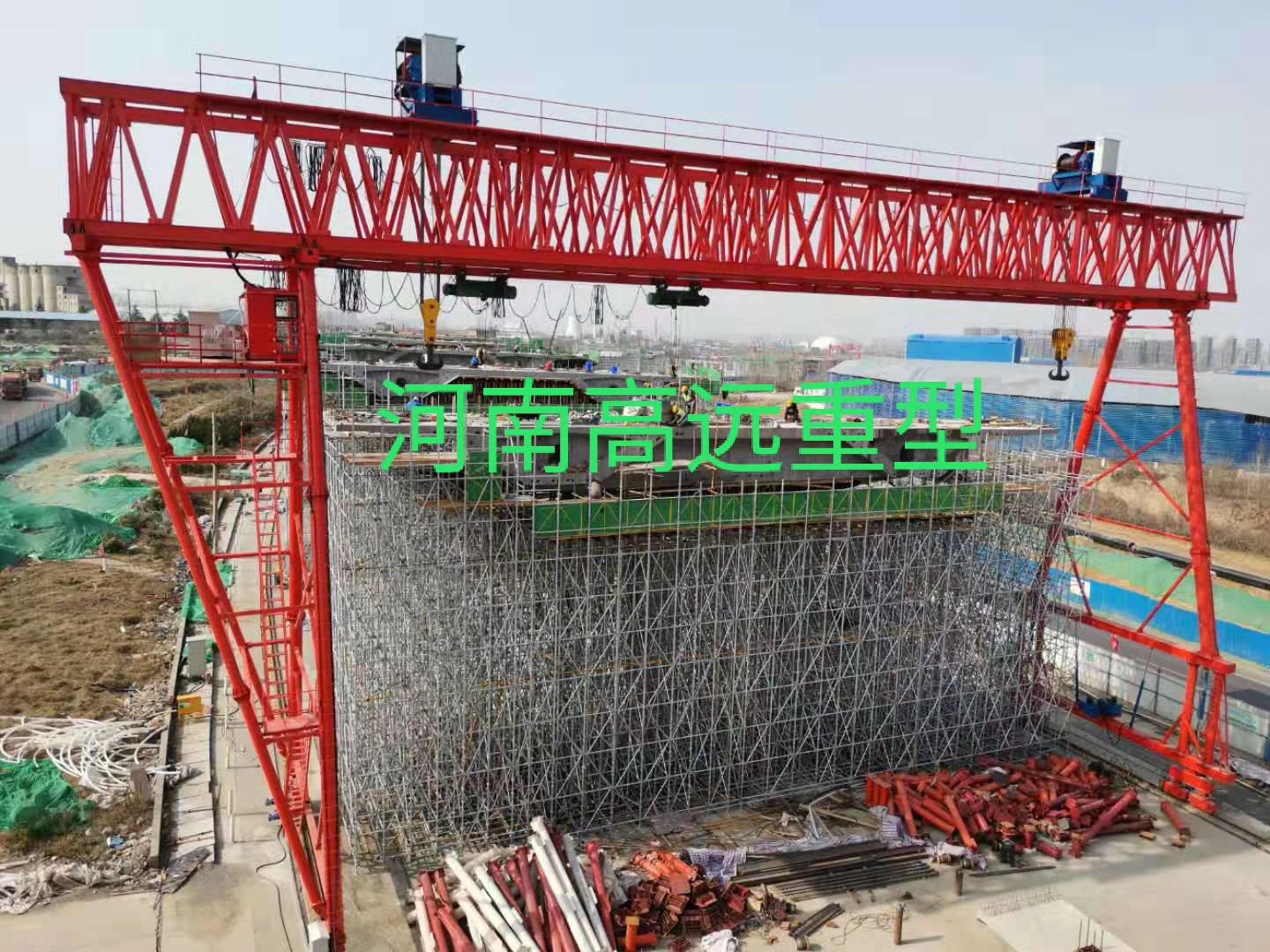 重慶勝和建筑工程有限公司拉薩提布崗項(xiàng)目，采購我廠ME60+60T-36M-9M-2臺(tái)，10T-36M-9M-4臺(tái)龍門吊