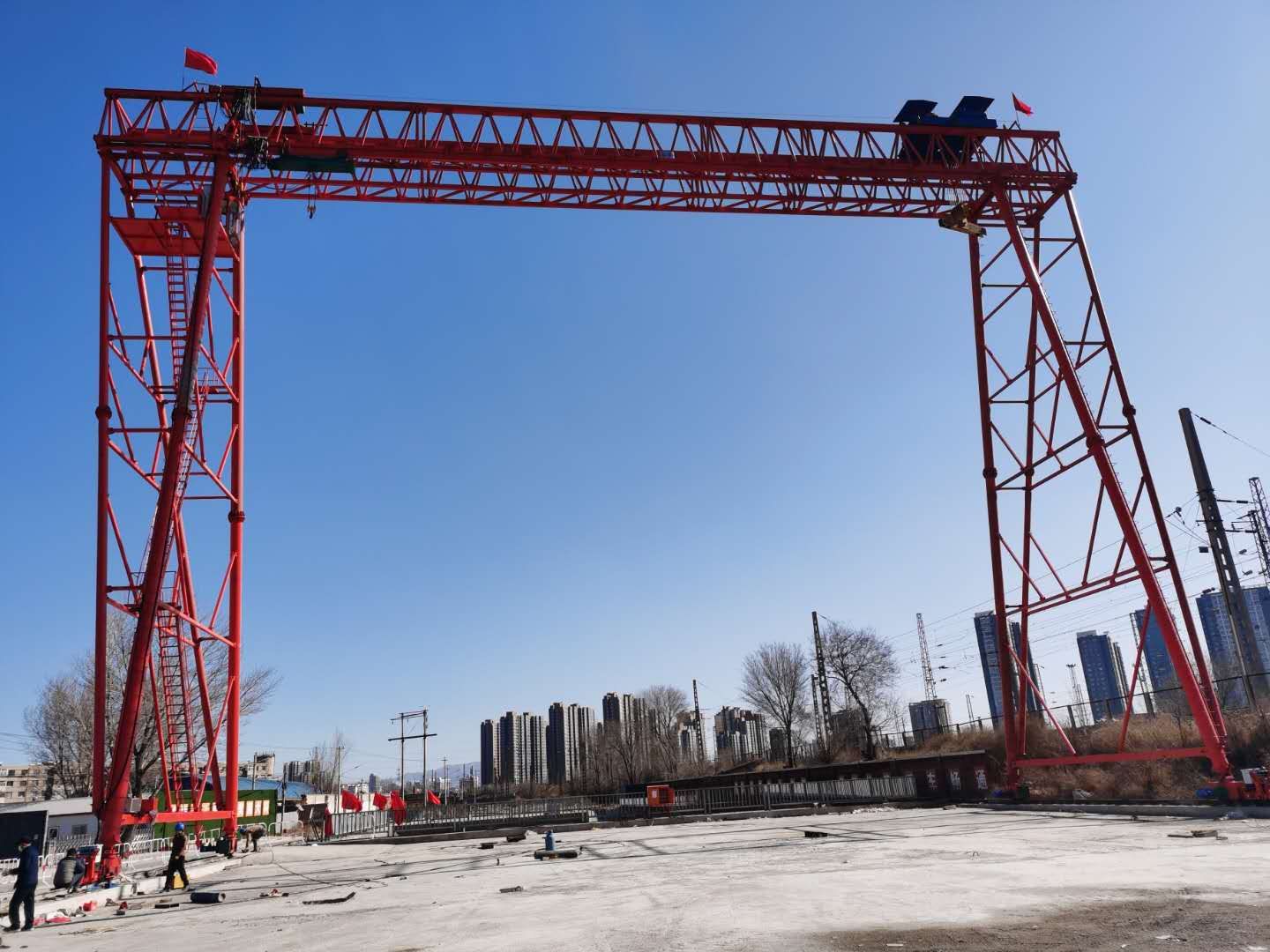 浙江省嘉興市平望縣乍浦鎮(zhèn)，乍浦經濟開發(fā)區(qū)，平海路，中建港務建設有限公司乍浦港E區(qū)4號泊位工程項目部